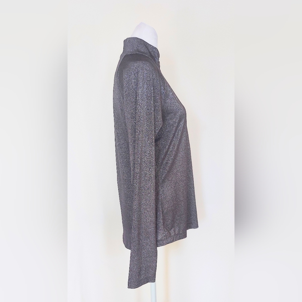 Greg Norman Womens Med 1/4 Zip Long Sleeve Pullover Golf Shirt Silver Metallic - Picture 6 of 8